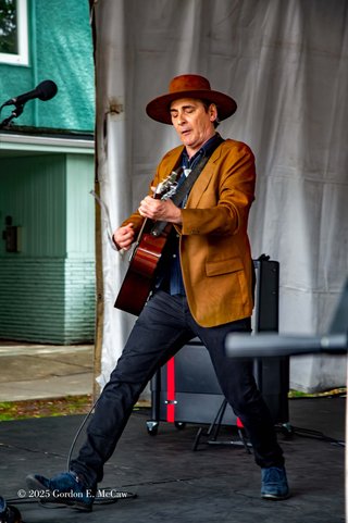 Doug Andrew, blue suede shoes